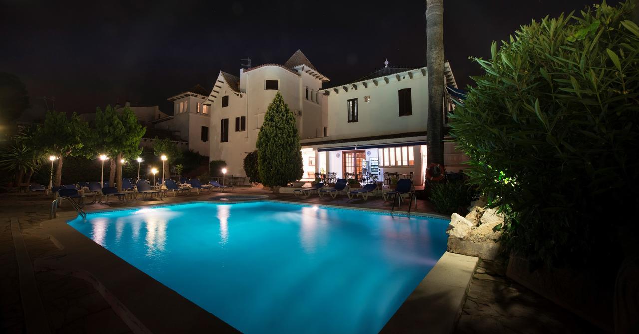 Hotel Capri Sitges Kültér fotó