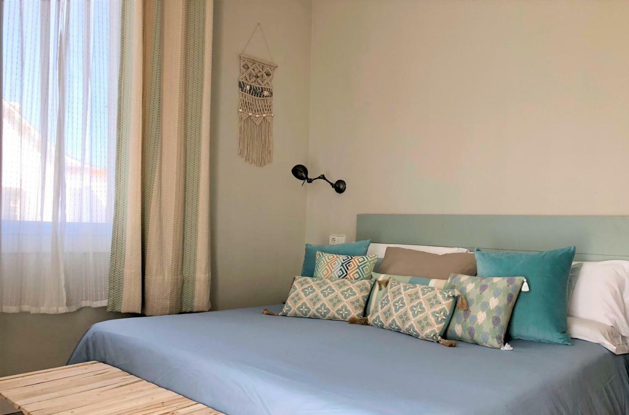 Hotel Capri Sitges Kültér fotó